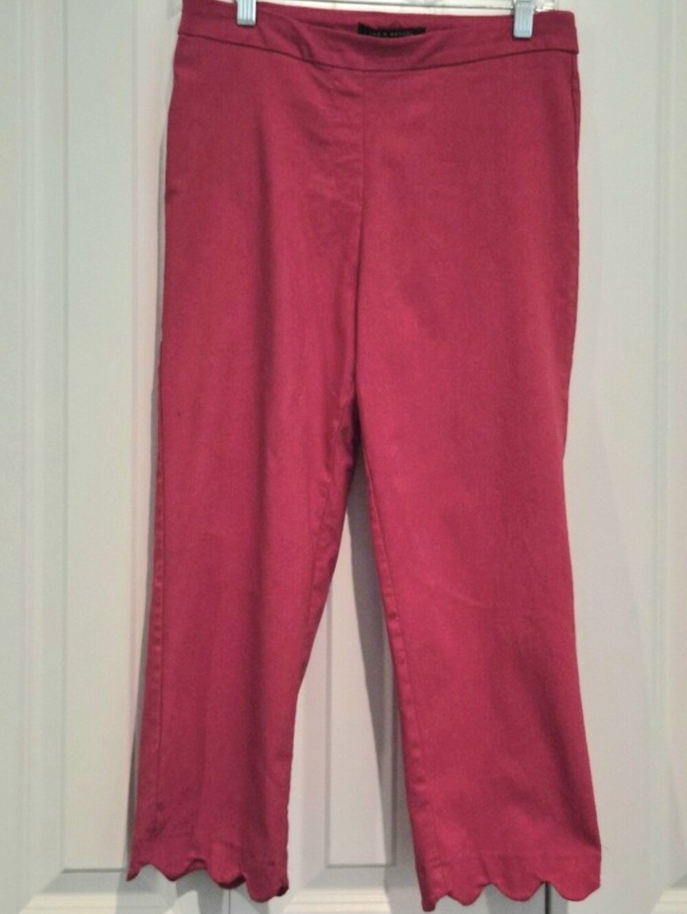 Zac & Rachel Red Scallop Hem Capris Pull On Size 6